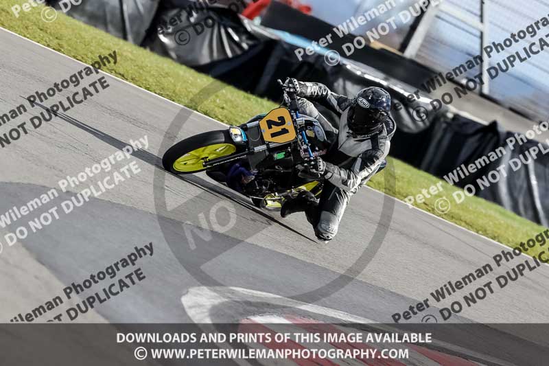 donington no limits trackday;donington park photographs;donington trackday photographs;no limits trackdays;peter wileman photography;trackday digital images;trackday photos